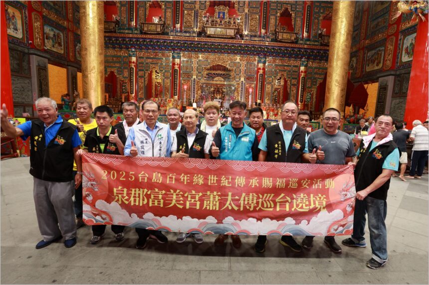 王船到台百年蕭太傅信仰影響力廣傳  6日抵嘉義信眾虔誠跪地接駕