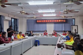 林副市長率隊前進那瑪夏區　並與公所災害應變中心開會研商　將陸續調派市府資源協助災後復舊