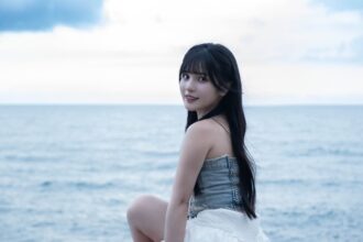 俐蓁Lizhen倒進范姜彥豐懷裡 親密戲連發超浪漫