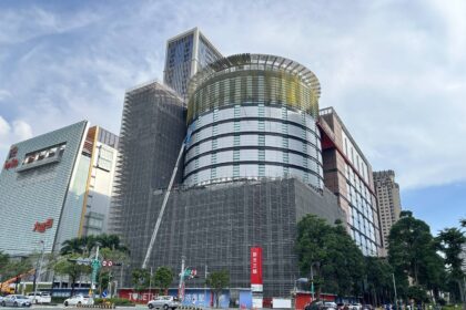中市都發局同意備查整建修復計畫　新光三越9月5日起進行分樓層分批進貨及相關管制作業