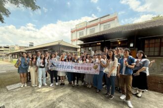 漫步日式校舍共譜幸福戀曲！中市單身聯誼助攻14對心動牽線　創七成八高配對率