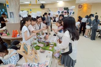 抓住夏日的尾巴　花漾青春館辦「癢癢的市集」展現青少年的熱情