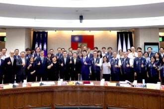 考試院副院長許舒翔赴北市府與市長蔣萬安座談   聚焦人力運用與留才制度