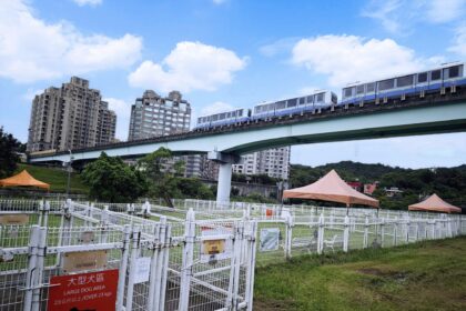 北市萬興狗活動區設中型犬專區　全國首創今起開放使用
