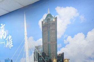 高雄黃線Y18 站/橘線010站聯開案簽約　打造藝術創作與品味生活的衛武營藝術之丘