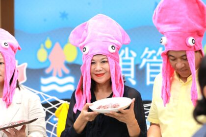邱佩琳戴鎖管帽代言　基隆鎖管季8/24碧砂漁港登場