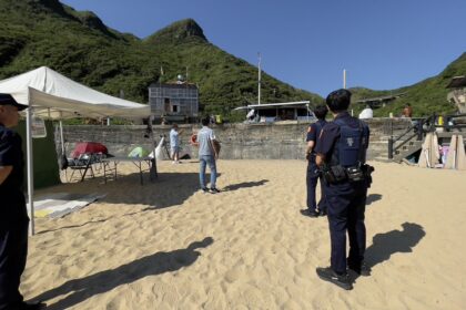 基隆市府強勢取締大武崙沙灘違法業者　依「竊佔罪」送辦