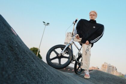 黃號投直球 反應年輕人速食戀愛的想法