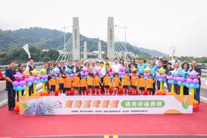 提前4個月完工通車！中市府斥資10億元改建埤豐橋　盧市長：要給市民一條安全回家的路
