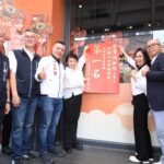鍋烤人氣王出爐！盧秀燕親貼紅榜　祝賀五間冠軍店家