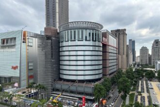 新光三越9月10日開始進貨　都發局：依計畫實施管制 確保公共安全