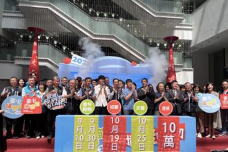 素人舞台夢起飛！　台中購物節「就是愛購物」徵件今開跑 20項獎、10萬元獎金等你來挑戰