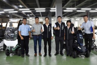 台中在地業者「台灣維順」逆勢創新面對關稅挑戰　經發局長肯定業者深耕研發