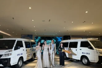 傳遞愛心能量　品茉兒公司捐贈2輛復康巴士助台中身障朋友行的無礙