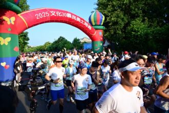 義民勇士路跑開跑 縣長偕全家共同參與