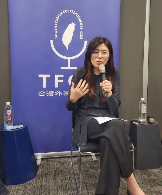 鄭麗文表態：不支持防務預算高達GDP5%　九二共識要與時並進