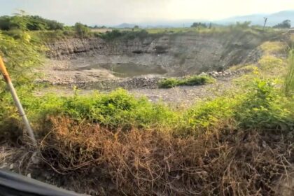 「美濃社區中心驚現巨坑直逼住家」　濫挖加回填廢棄物　地下水疑遭污染居民恐喝毒水　呼籲檢調、政府立即全面介入