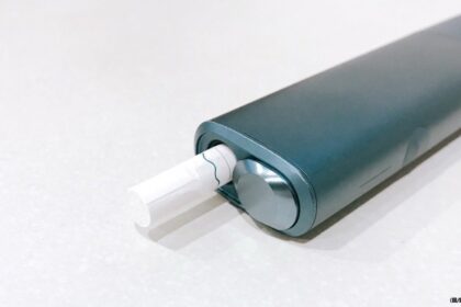 合法商品被藏起來？加熱菸加熱器不得陳列　學者批嚴重侵害消費者權益