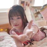 16歲全能唱跳女聲 SINBY 欣菲  新歌MV大秀「快遞飛件手勢舞」