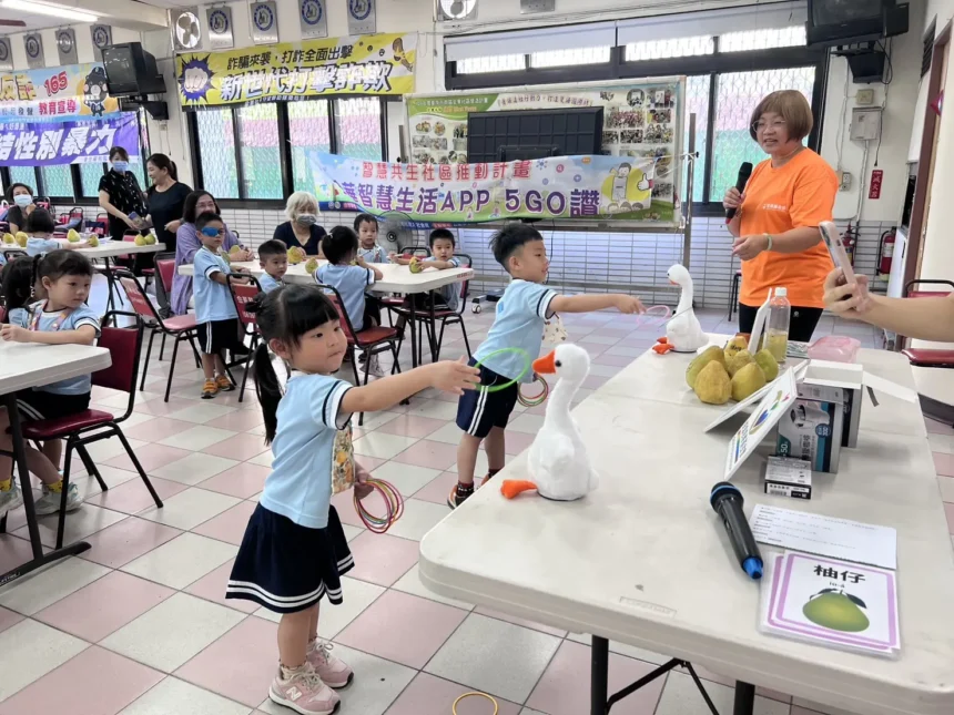 青銀共融！「金」彩活力　趣味學台語　南區金華社區世代共學　共創中秋佳節溫馨回憶