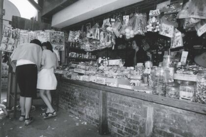 「穿越時光迴廊」北市圖老照片展　9/23新店柴埕登場