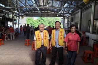 五堵福正宮來訪　寶山寺熱情接待