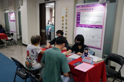 銀髮族重返職場契機！　中市勞工局9/17東區樂齡聯合徵才登場