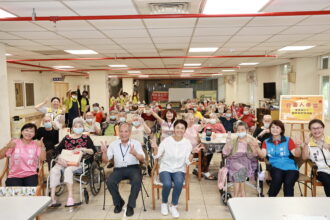 中秋佳節將至　投縣府溫馨關懷送暖