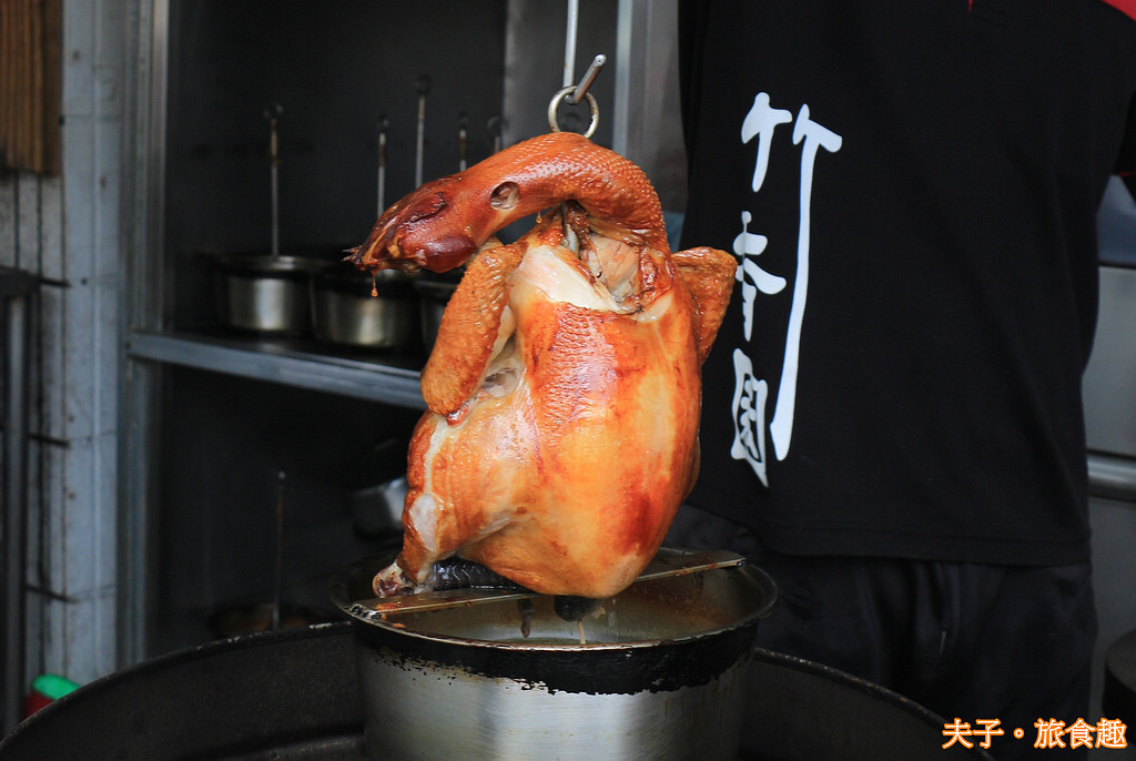 南部甕缸雞始祖 全台首創手剝甕缸雞 山產美食盡在台南關子嶺竹香園