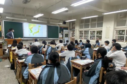 讓孩子坐得好、學得穩　北市校園課桌椅升級注入學習溫度