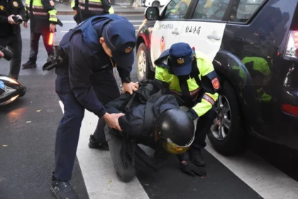 松山警重要節日安維防搶暨快打演練　守護民眾安心過好年