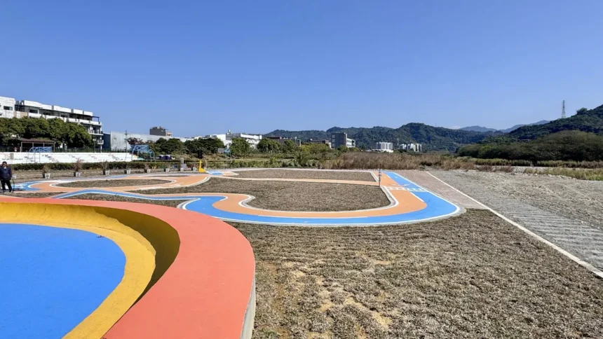 草湖溪畔新亮點！　大里滑步車道與滑板車廣場啟用 親子遊憩再升級