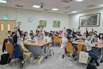 從遊戲到文化理解　中市府辦英語營隊 打造英語學習新體驗