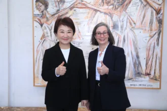 美國在台協會華盛頓總部執行理事藍鶯蒞臨台中　盧市長以美食會友 盼持續深化與美國友好合作