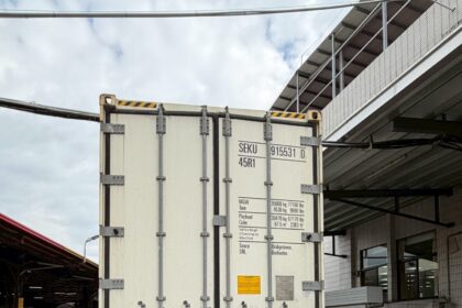 鮮甜啟航、鏈結國際 台中優質椪柑外銷封櫃啟運　600公噸挺進多國市場