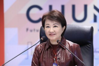 中市路燈全面LED化！　盧市長：換裝LED燈具 每年省下約1.3億電費