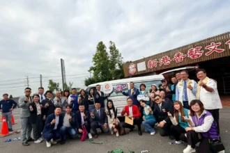 義賣瓜子做公益　大嘉義創新創業協會捐復康巴士回饋鄉里