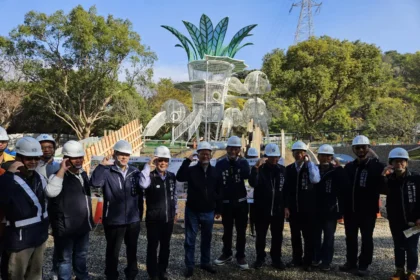 全國單一場域溜滑梯數量最多公園即將完工 就在清水鰲峰山公園 張清照議長大力爭取 　讓大人、小孩新增「放電」地點