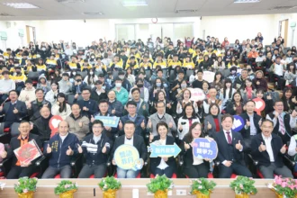 扎根南投、放眼世界！縣府不惜重資幫助鼓勵學子圓夢　國際合唱、發明展奪金　成果發表會展現青年國際競爭力