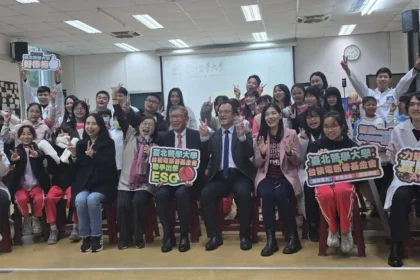 台北醫學大學攜手台積電慈善基金會 前進古亭國小合辦醫學科普職業體驗