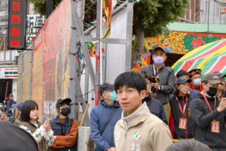 民進黨左楠新人「郭原甫」宣布退出初選　檢視，新人參政三道門檻：財力、制度、派系