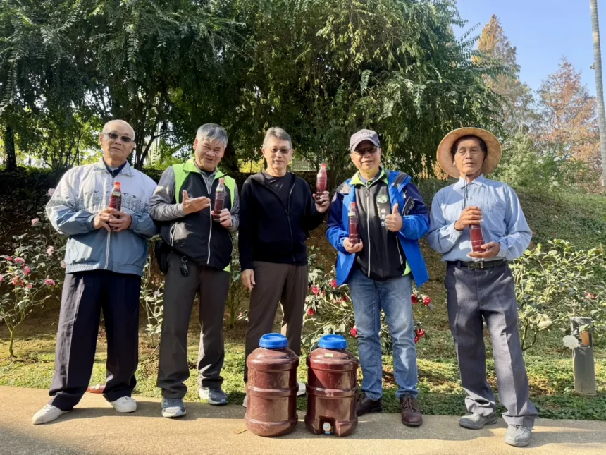 從土地出發看見永續發展    高雄市農業微生物光合菌教育發展協會；農場體驗暨會員大會