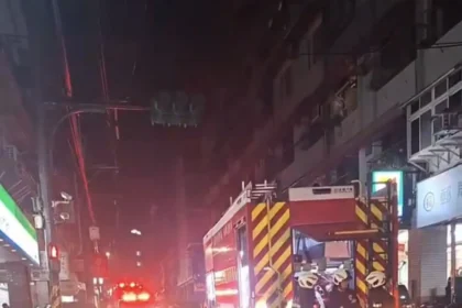 基隆惡火釀2死　為救受困女子3闖火場還讓出面罩　41歲勇消捨身殉職