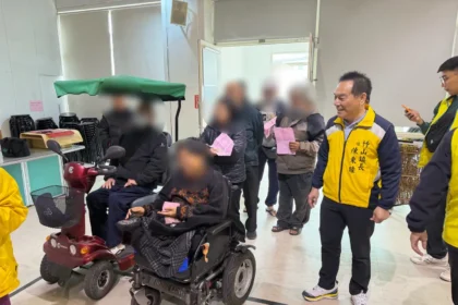 歲末送暖情更濃　竹山鎮公所攜手慈善團體關懷弱勢