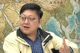 「現場無桌可拍」　徐欣瑩胞弟駁斥竹縣長人選協調會失控