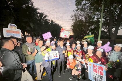 交通警察大隊前進臺灣國際馬拉松（in臺南）現場結合運動賽事宣導交通安全　