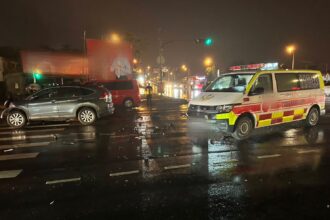 冬山鄉休旅車未禮讓救護車2車相撞　5人受傷