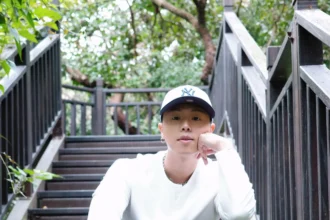 HowZ 透過旅行的憧憬 描繪情侶之間對未來的想像