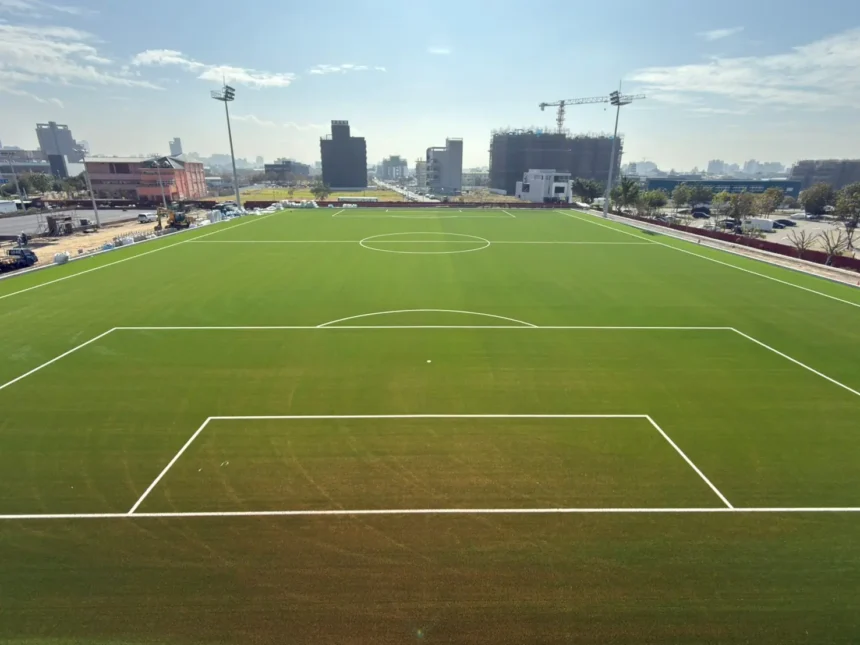 FIFA認證草皮成形！台中國際足球園區7月完工　全台首座AFC等級球場即將亮相