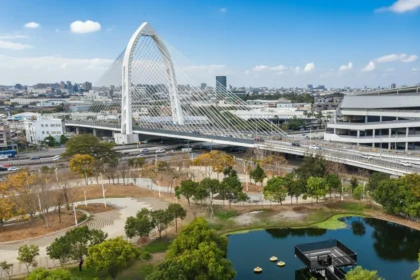 縫合城市交通動線！　中市7年補齊道路橋梁建設　打造安全回家的幸福路網